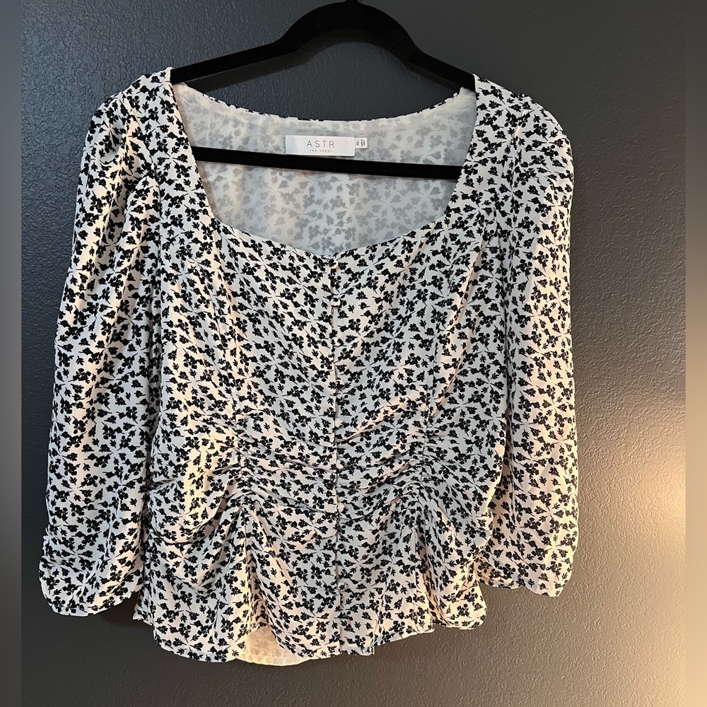 White and Black Ruched Button Front Top